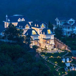 Dalat De Charme Village